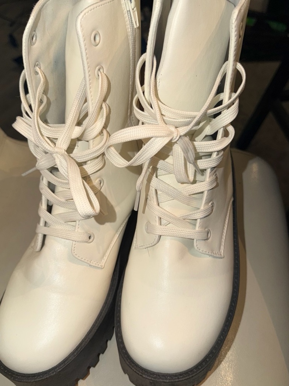 Women's Cream Lace-Up Ankle Combat Boots